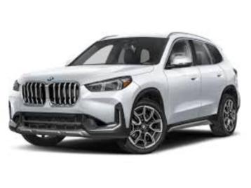 Ik ben op zoek naar een BMW X1 NVX-model  beschikbaar voor biedingen