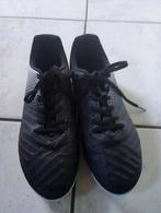Voedbal schoenen, Sport en Fitness, Ophalen, Zo goed als nieuw, Schoenen