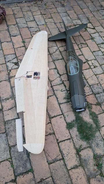 modelbouw vliegtuig Curtis P40 beschikbaar voor biedingen