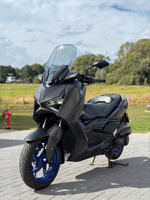 Yamaha Xmax 2023, Fietsen en Brommers, Scooters | Yamaha, Zo goed als nieuw, Ophalen