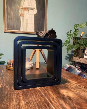 Set van 3 Houten wandkubussen Decoratie beschikbaar voor biedingen