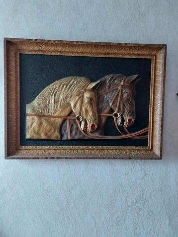 Un relief de chevaux (antique)
