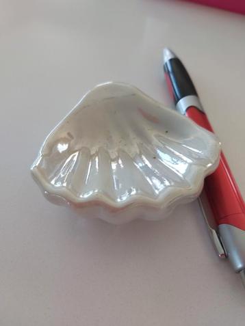 Petit coquillage en porcelaine à garnir, Enlèvement ou Envoi, Neuf, Article de fête