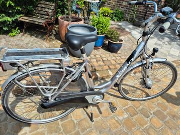 Elektrische fiets voor onderdelen of doehetzelver beschikbaar voor biedingen