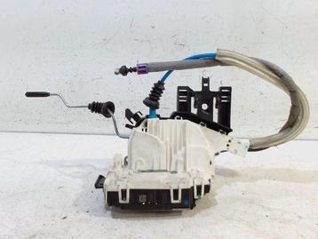 PORTIERVANGER CV ELEKTR. RECHTS ACHTER B (W246) beschikbaar voor biedingen