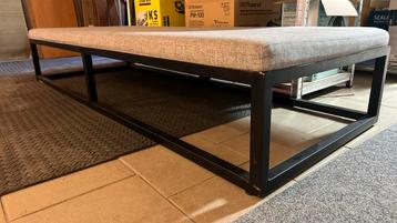 Banquette confort beschikbaar voor biedingen