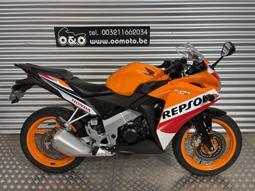 Honda CBR125R Repsol 11KW + Garantie + GRATIS conderhoud!, Motoren, Motoren | Honda, Bedrijf, Super Sport, 11 kW of minder, 1 cilinder