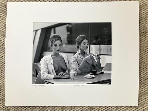Ruslan Lobanov * Banana Shake. YK Gallery, Boeken, Kunst en Cultuur | Fotografie en Design, Ophalen of Verzenden