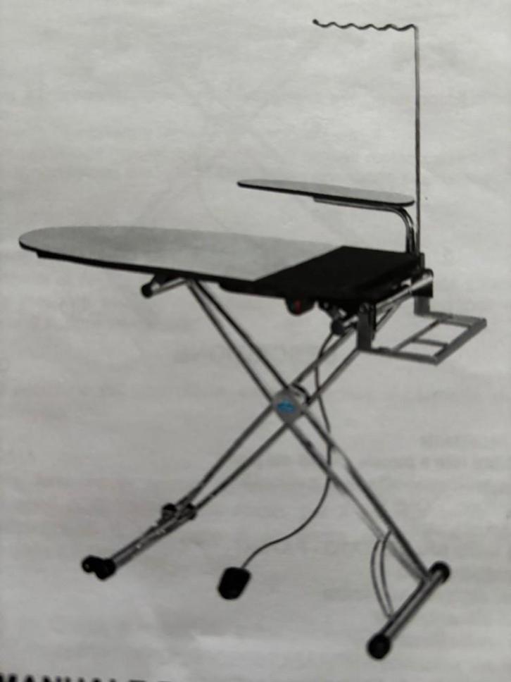 Professionele  opblaasbare  Strijktafel, Elektronische apparatuur, Strijkijzers en Strijkplanken, Nieuw, Ophalen