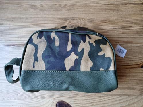 toilettas camouflage, Handtassen en Accessoires, Toilettassen, Nieuw, Overige kleuren, Ophalen of Verzenden