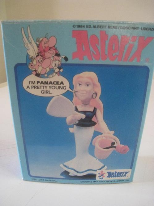 Uderzo Asterix stripboek speelgoed CEJI FRANCE, Verzamelen, Stripfiguren, Zo goed als nieuw, Beeldje of Figuurtje, Asterix en Obelix