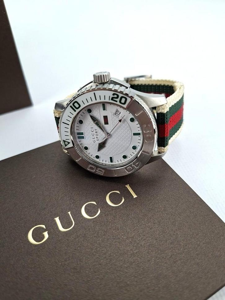 Gucci G-Timeless Sport XL Horloge, Handtassen en Accessoires, Horloges | Heren, Zo goed als nieuw, Polshorloge, Overige merken