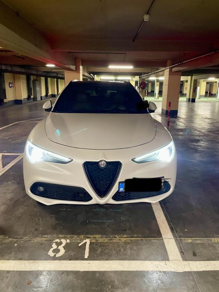 Alfa Romeo Stelvio, Auto's, Alfa Romeo, Particulier, Stelvio, ABS, Achteruitrijcamera, Adaptieve lichten, Airbags, Airconditioning