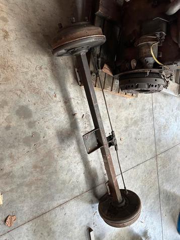 As, Enlèvement, Oldtimer/Ancêtre