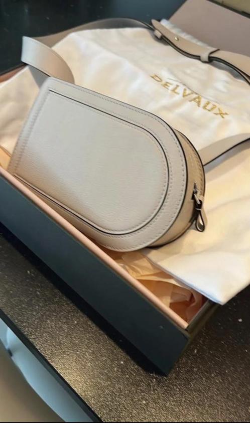 Delvaux pincity, Handtassen en Accessoires, Tassen | Damestassen, Nieuw, Schoudertasje, Beige, Ophalen
