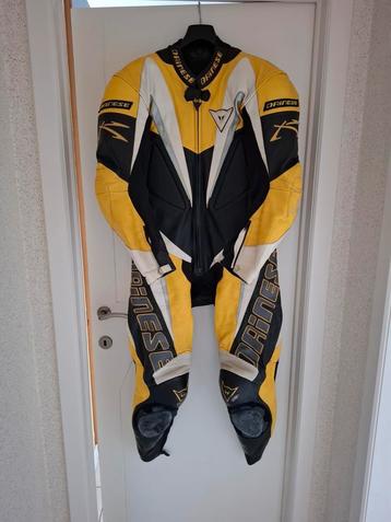 Dainese eendelig pak beschikbaar voor biedingen