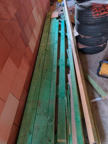 2 gedrenkte epicea balken 4.5 m, Doe-het-zelf en Bouw, Hout en Planken, Ophalen, Nieuw