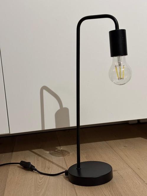 Bureaulamp zwart modern, Huis en Inrichting, Lampen | Tafellampen, Zo goed als nieuw, Minder dan 50 cm, Kunststof, Metaal, Ophalen of Verzenden