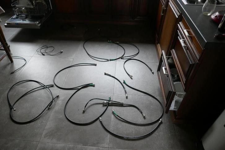 Verbindingskabels tussen toestellen ( prijs per stuk ), Telecommunicatie, Zenders en Ontvangers, Zo goed als nieuw, Zender en Ontvanger
