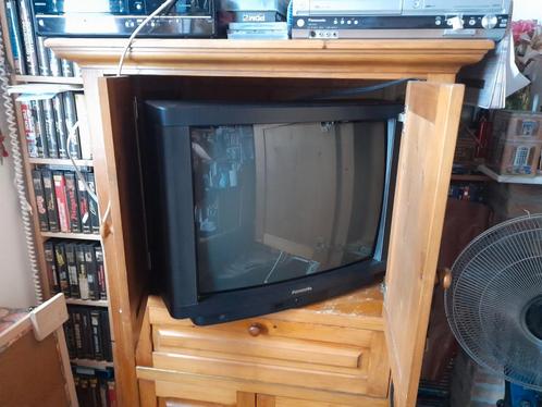 Perceel: Grote destoc tv en hifi-systeem met schotten van 80, Audio, Tv en Foto, Vintage Televisies, Panasonic