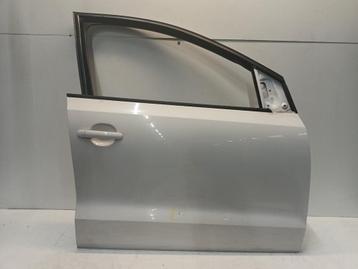 PORTIER RECHTS VOOR Volkswagen Polo V (6R) (01-2009/05-2022) beschikbaar voor biedingen