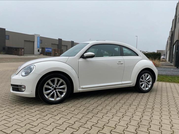 VW Beetle 1.2TSI, Auto's, Volkswagen, Particulier, Beetle (Kever), ABS, Achteruitrijcamera, Airbags, Airconditioning, Apple Carplay