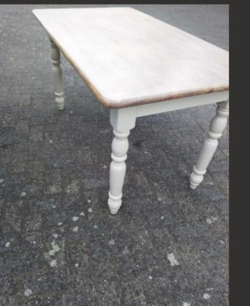 GROTE GRENEN BOERE TAFEL beschikbaar voor biedingen