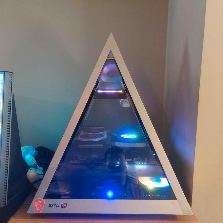 Unieke Gaming PC – Azza Pyramid + Waterkoeling, Informatique & Logiciels, Ordinateurs de bureau, Comme neuf, HDD, 8 GB, Gaming