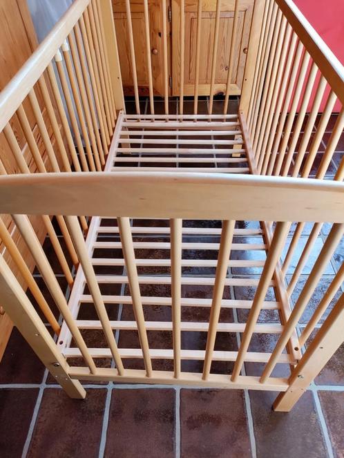 Babybedje/kinderbedje, Kinderen en Baby's, Kinderkamer | Bedden, Zo goed als nieuw, Matras, Ophalen