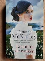 Tamara McKinley - Eiland in de wolken, Boeken, Ophalen of Verzenden, Wereld overig, Zo goed als nieuw, Tamara McKinley