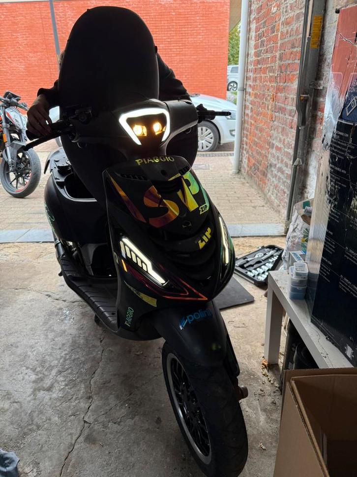 Zip 2t 70, Fietsen en Brommers, Scooters | Piaggio, Ophalen