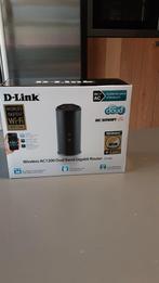 D-link wireless AC1200 Dual band Gigabit Router en adapter, Ophalen of Verzenden, Zo goed als nieuw, Router