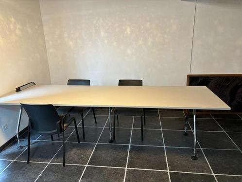 Grote vergadertafel met 6 stoelen merk VITRA, kleine gebruik, Huis en Inrichting, Stoelen, Gebruikt, Vijf, Zes of meer stoelen