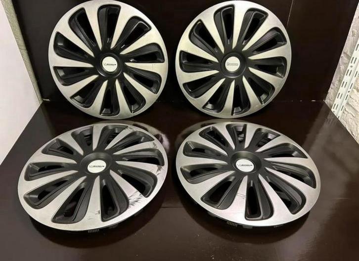 4 universele 16" Michelin 16" wieldoppen, superprijs 8€/4, Auto diversen, Wieldoppen, Gebruikt, Ophalen of Verzenden