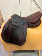 Diverse tweedehandse dressuur & spring zadels, Dieren en Toebehoren, Ophalen of Verzenden, Zo goed als nieuw, Dressuur