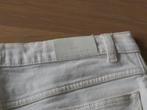 MOMjeans MNG maat 44, Kleding | Dames, Broeken en Pantalons, Mango, Beige, Maat 42/44 (L), Ophalen of Verzenden