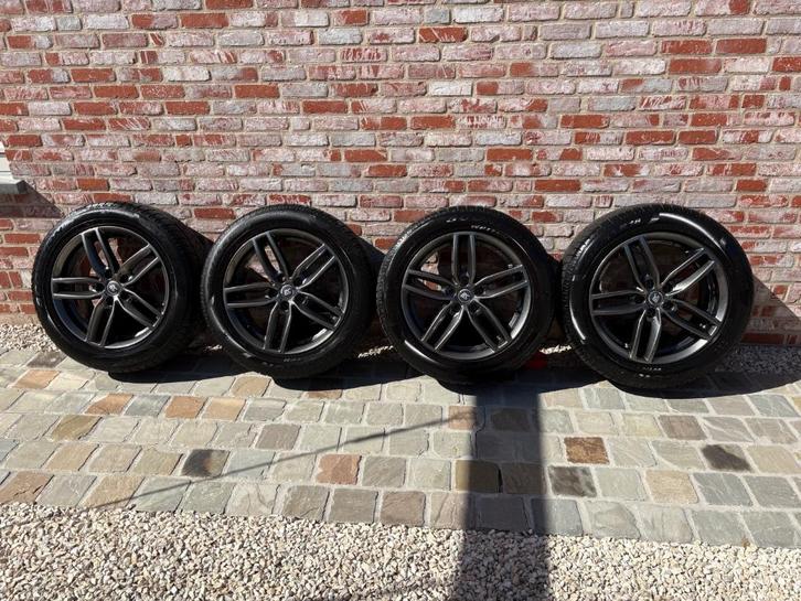 Winterbanden met velgen en bijhorende sneeuwkettingen, Auto-onderdelen, Banden en Velgen, Banden en Velgen, Winterbanden, 18 inch