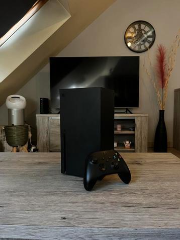 Xbox series X + manette beschikbaar voor biedingen
