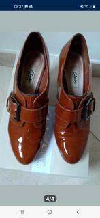 Mooie cognac kleur lakschoenen, Ophalen of Verzenden, Zo goed als nieuw