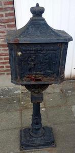 IJZEREN brievenbus (te schilderen): 25 euro, Ophalen, Gebruikt, IJzer, Staande brievenbus