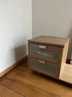 Nachtkastje op wieltjes, Huis en Inrichting, Slaapkamer | Nachtkastjes, Ophalen, Zo goed als nieuw, 45 tot 65 cm, Minder dan 55 cm