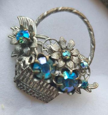 Chique Antieke Broche.   beschikbaar voor biedingen