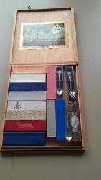 Oude verzameling souvenir lepeltjes, Enlèvement ou Envoi