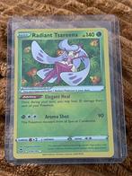 Silver Tempest Radiant Tsareena 016/195, Hobby en Vrije tijd, Verzamelkaartspellen | Pokémon, Ophalen of Verzenden, Zo goed als nieuw