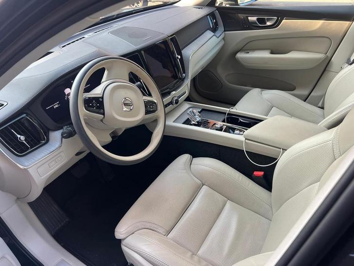 Volvo XC60 T6 Recharge Plug-in Hybrid AWD, Auto's, Volvo, Bedrijf, XC60, 360° camera, ABS, Achteruitrijcamera, Adaptieve lichten