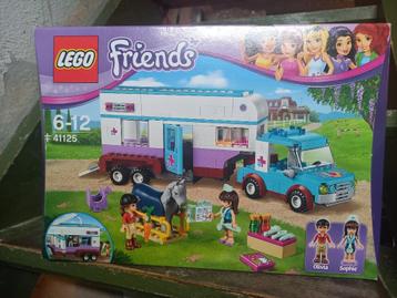 Lot lego beschikbaar voor biedingen