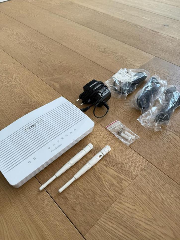 Drytec modem in zeer goede staat, Computers en Software, Routers en Modems, Zo goed als nieuw, Router met modem, Ophalen of Verzenden