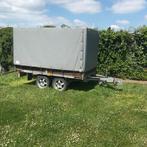Dubbelas aanhanger ongeremd met huif, Ophalen, Zo goed als nieuw