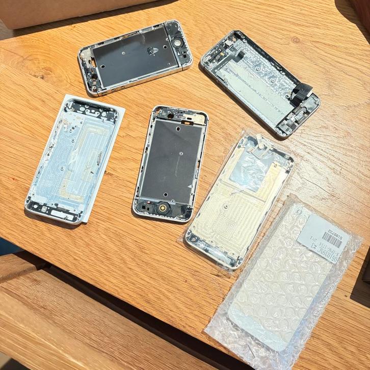 Lot de pieces iphone 4,4s,5,5s,6,6s + iphone, Télécoms, Téléphonie mobile | Accessoires & Pièces, Comme neuf, Apple iPhone, Autres types