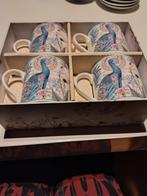 Nieuwe hoge drinktassen voor koffie met pauw motief, Huis en Inrichting, Ophalen of Verzenden, Nieuw